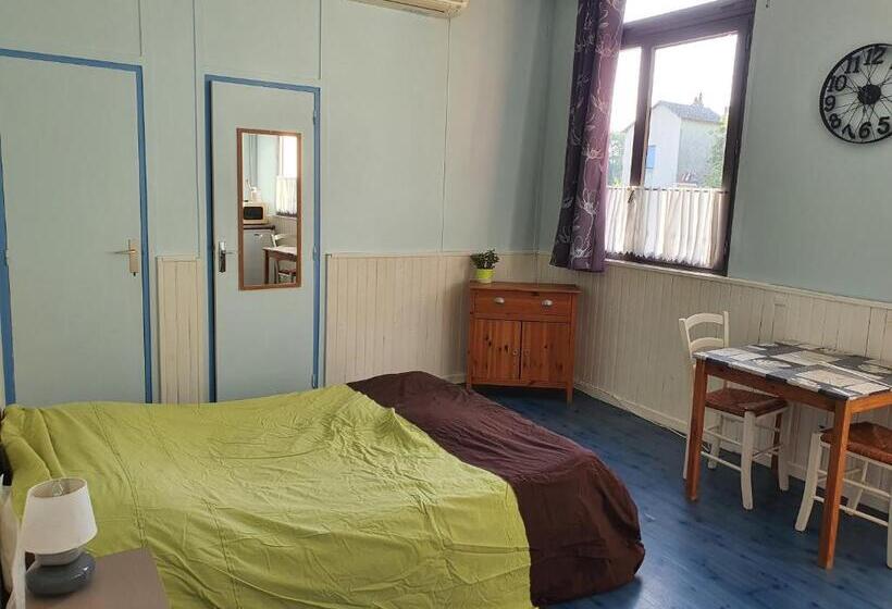 فندق صغير Camping Des 2 Rives  Chambres