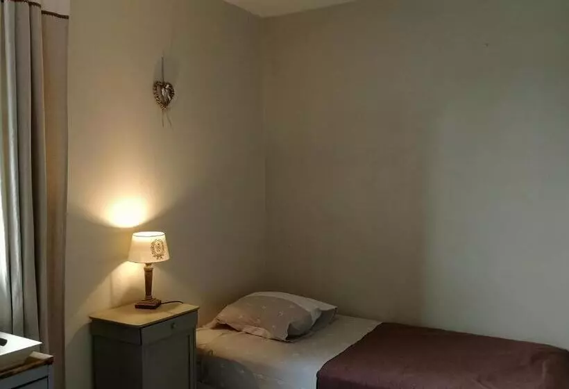 Aamiaismajoitus (B&B) Chambres D Hôtes Ferme Du Feugrès