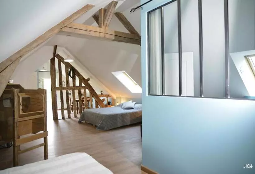 Aamiaismajoitus (B&B) Chambres D Hôtes Ferme Du Feugrès