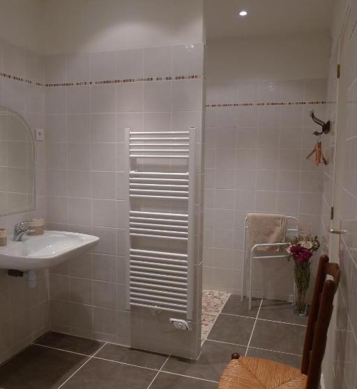 مبيت وإفطار Chambres D Hôtes Ferme Du Feugrès