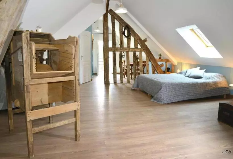 Aamiaismajoitus (B&B) Chambres D Hôtes Ferme Du Feugrès