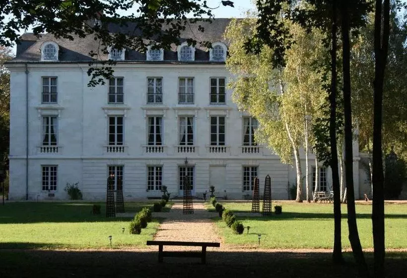 ベッドアンドブレックファースト Château De Paradis