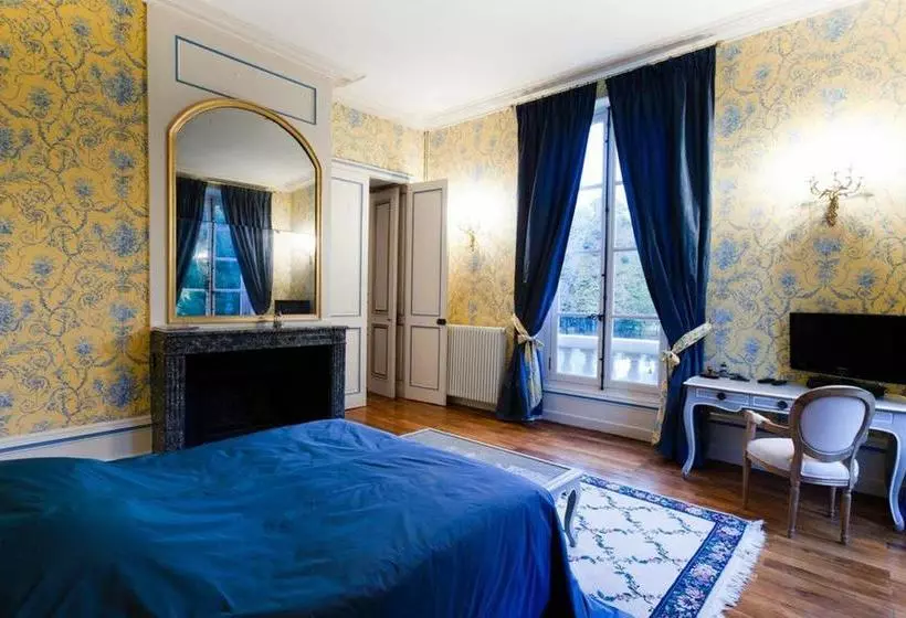 ベッドアンドブレックファースト Château De Paradis