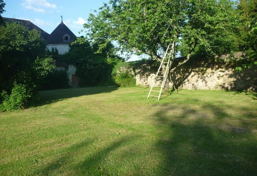 مبيت وإفطار Château De Paradis