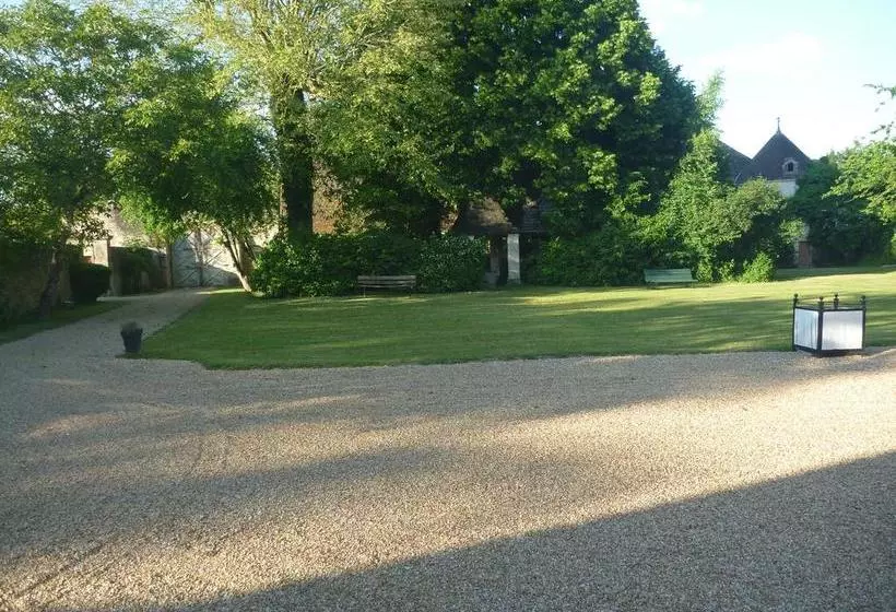 ベッドアンドブレックファースト Château De Paradis