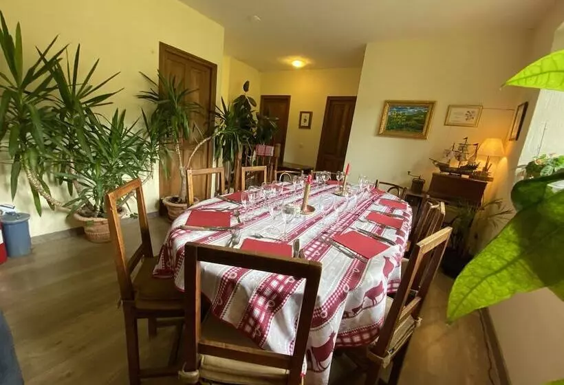 Aamiaismajoitus (B&B) Jasserie Les Airelles