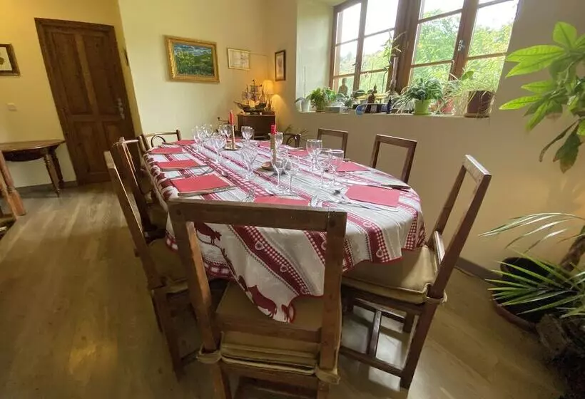 Aamiaismajoitus (B&B) Jasserie Les Airelles