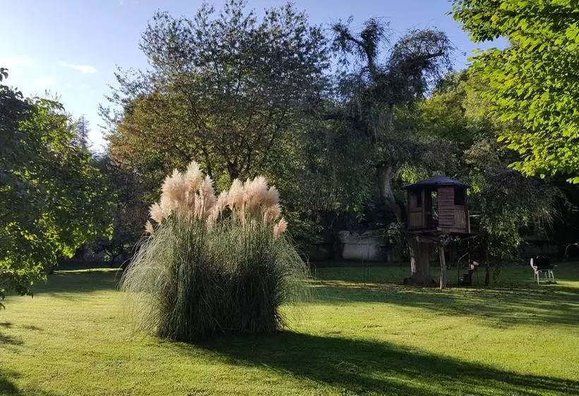 Aamiaismajoitus (B&B) Le Moulin De Pommeuse