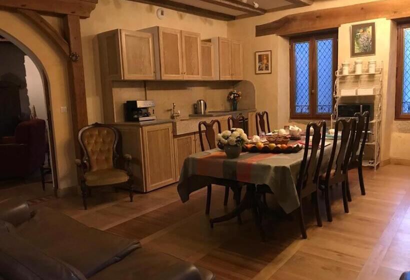 ベッドアンドブレックファースト Portail Haut