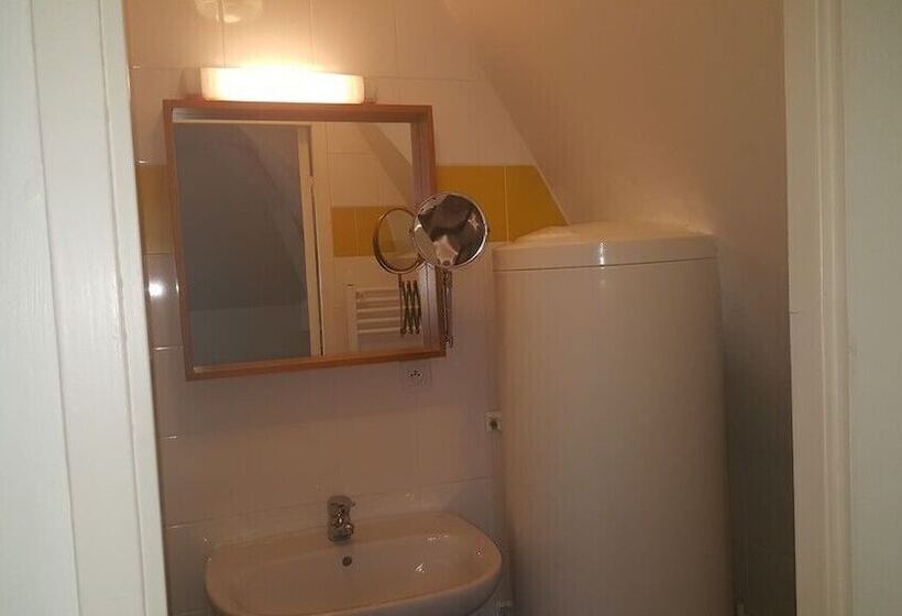 فندق Au Pigeon Blanc