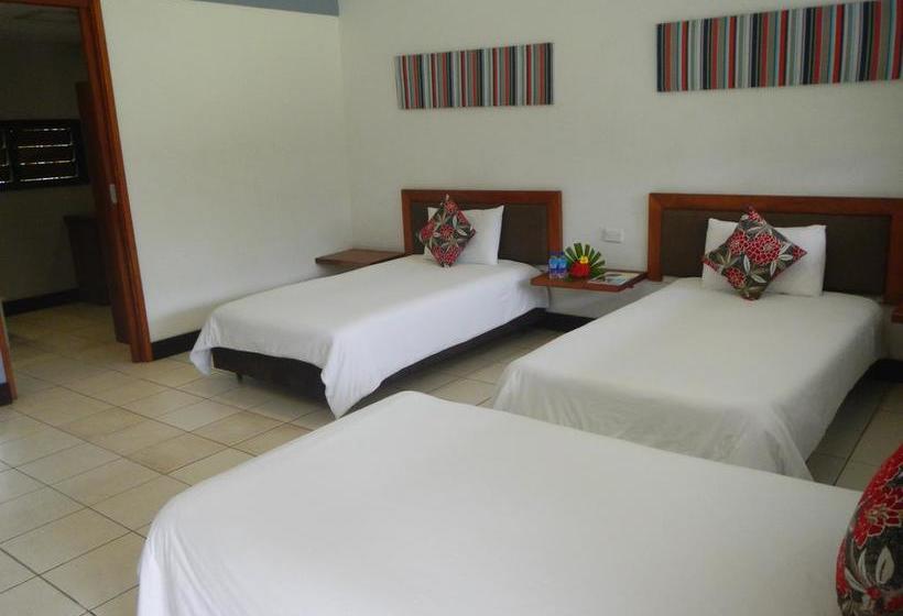 בית מלון כפרי Club Oceanus Resort