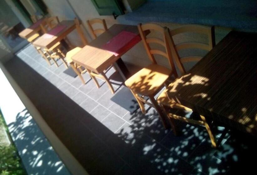 ホテル Klein Matterhorn