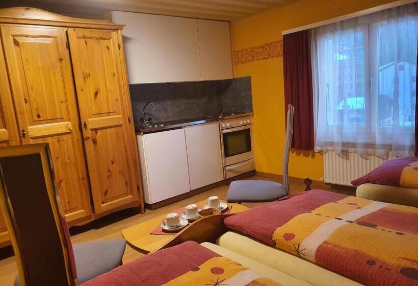 ホテル Klein Matterhorn