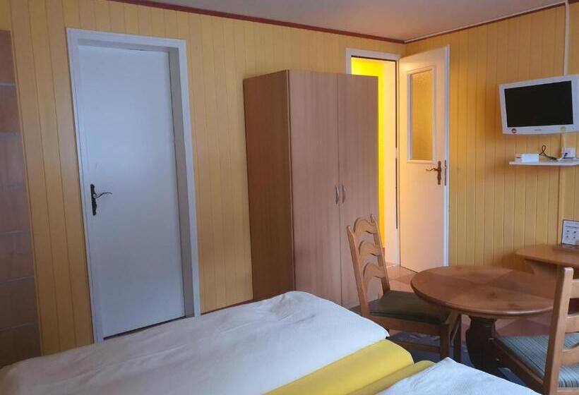 ホテル Klein Matterhorn