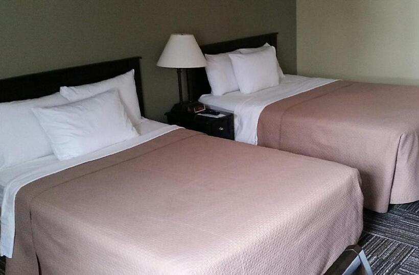 فندق Sunlac Inn Devils Lake