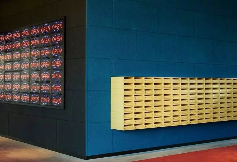 هتل The Social Hub Groningen