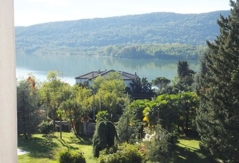 فندق Villa Borghi