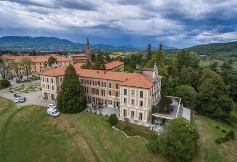 فندق Villa Borghi