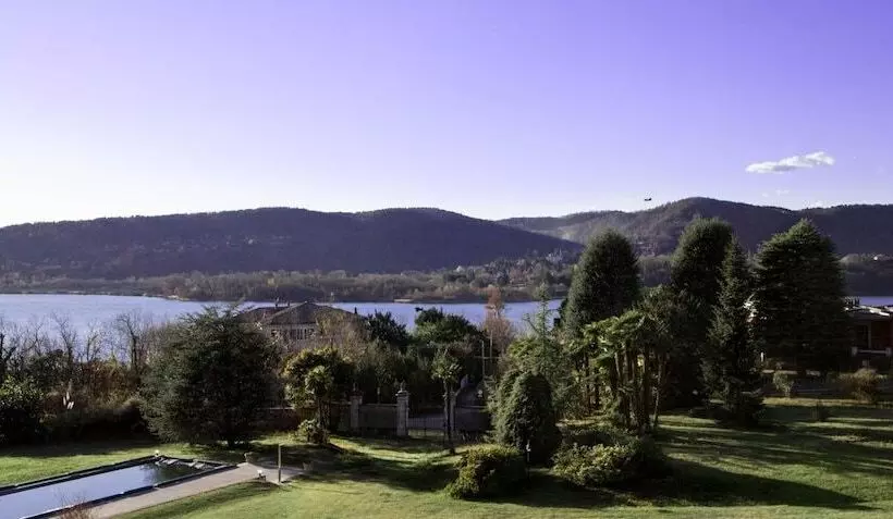 Hotelli Villa Borghi