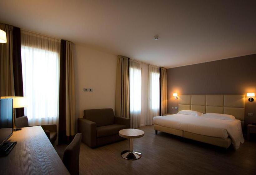 فندق Villa Borghi