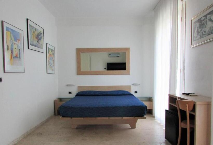 ホテル Villa Fiorita