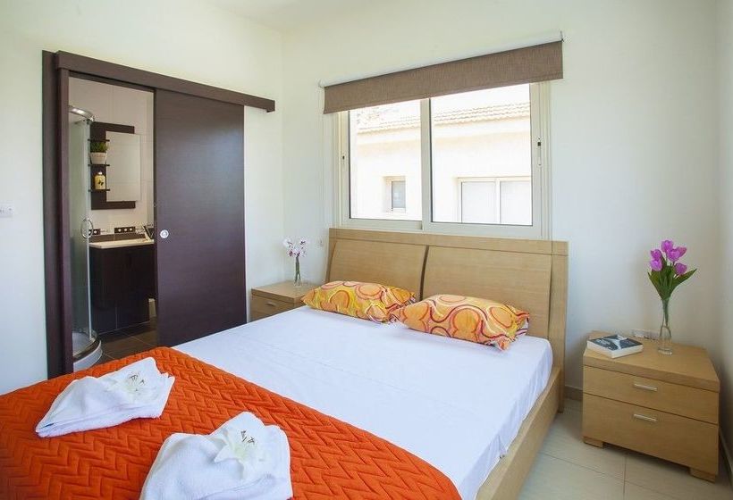 Michelle Pernera Villas