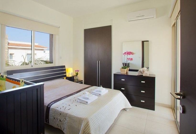 Michelle Pernera Villas