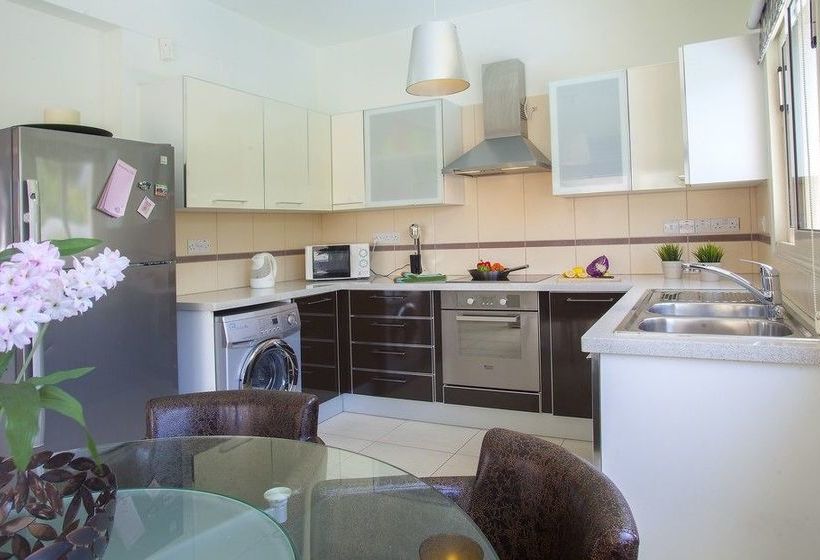 Michelle Pernera Villas