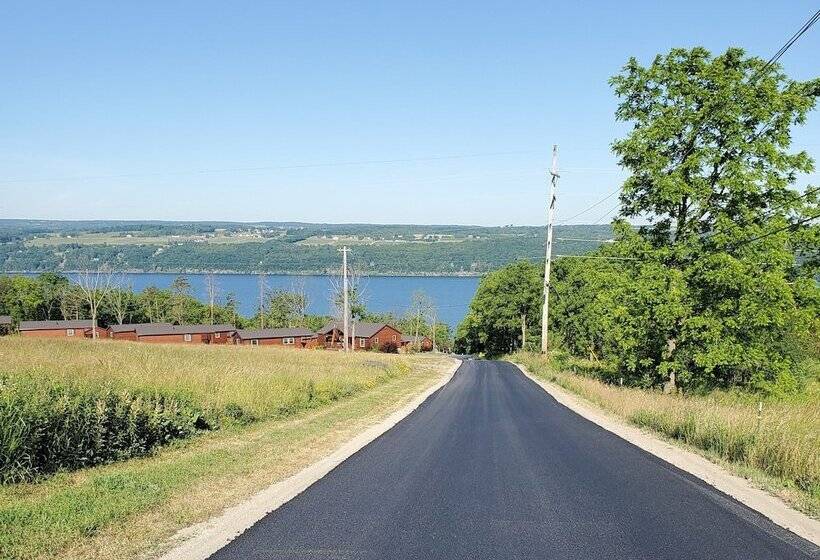 Single Island Shores