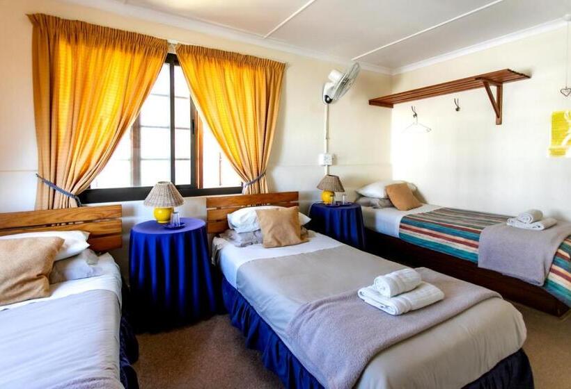 הוסטל Zoete Inval