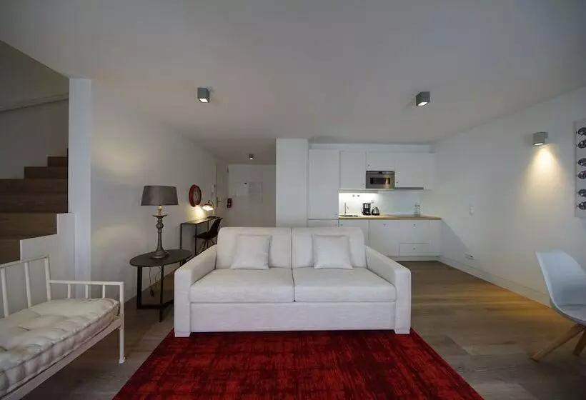 Alma Moura Residences