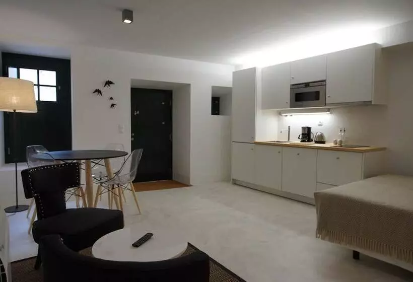 Alma Moura Residences