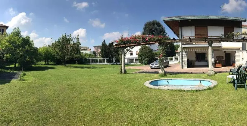 Aamiaismajoitus (B&B) Bella Vita Guesthouse  Parcheggio Privato Interno