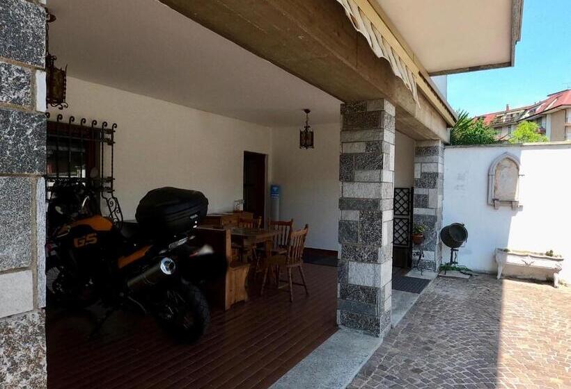 مبيت وإفطار Bella Vita Guesthouse  Parcheggio Privato Interno