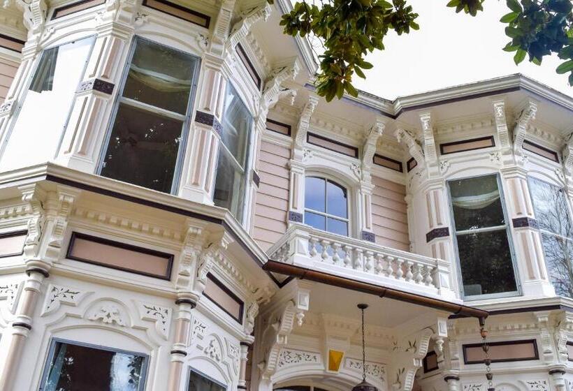 민박 Mccall House Boutique