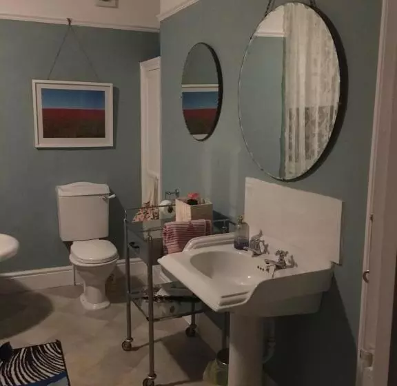 Aamiaismajoitus (B&B) Newberry Beach Lodge