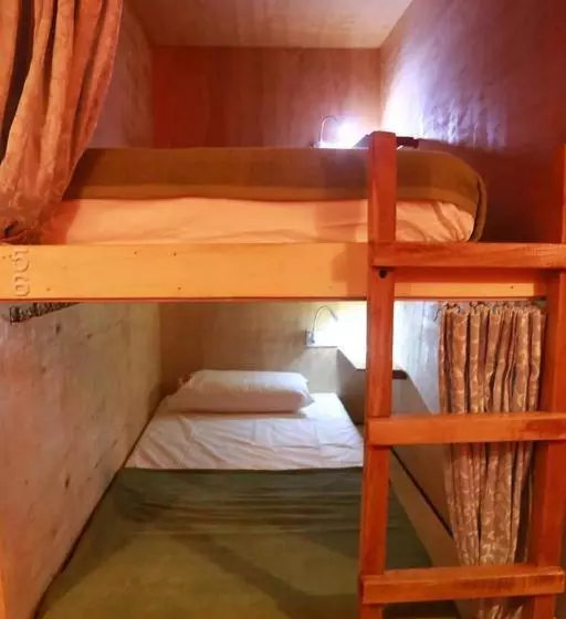 Gibbon Guesthouse  Hostel