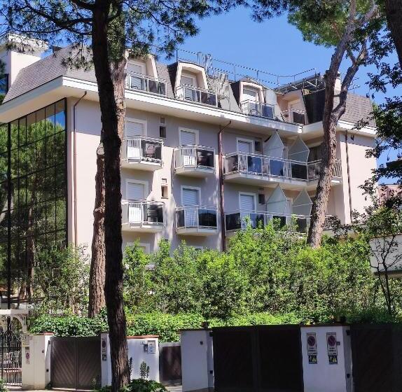 Отель Arlecchino