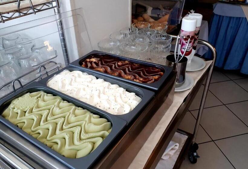 Отель Arlecchino