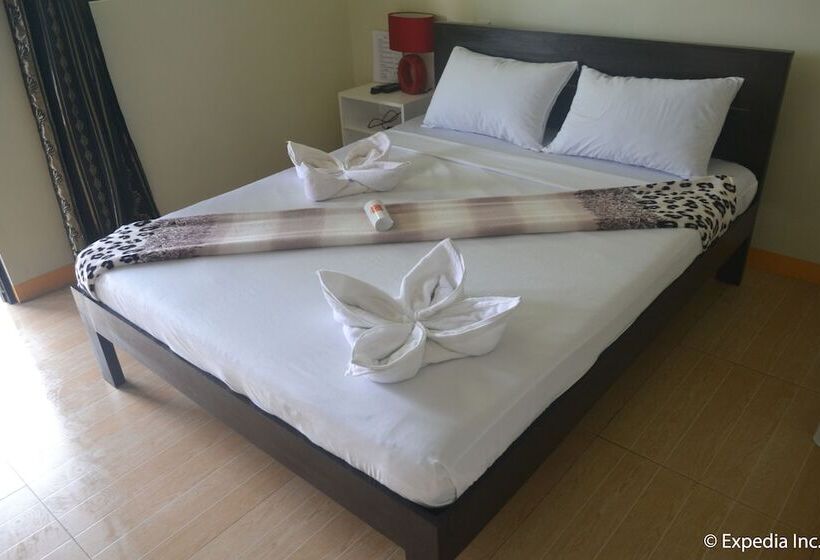 בית מלון כפרי Aroha