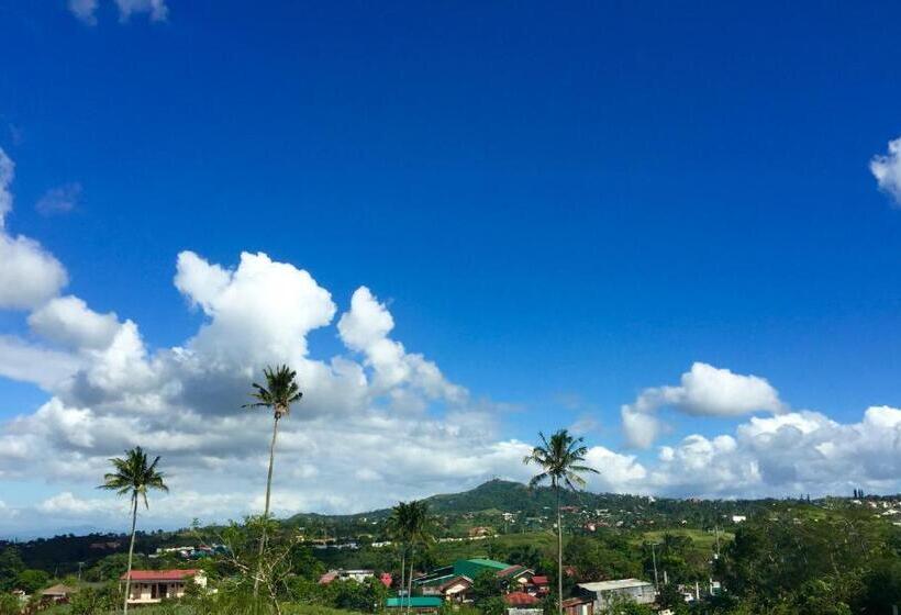 בית מלון כפרי Aroha