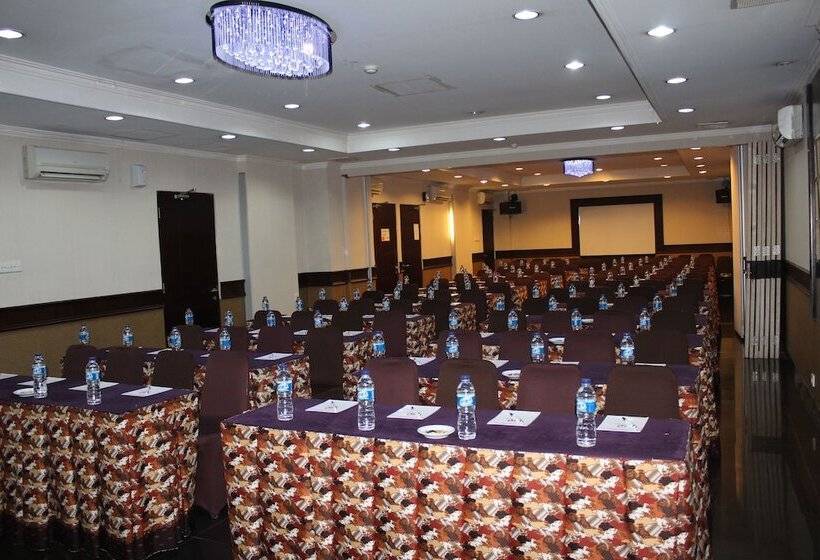 فندق Citra Inn International