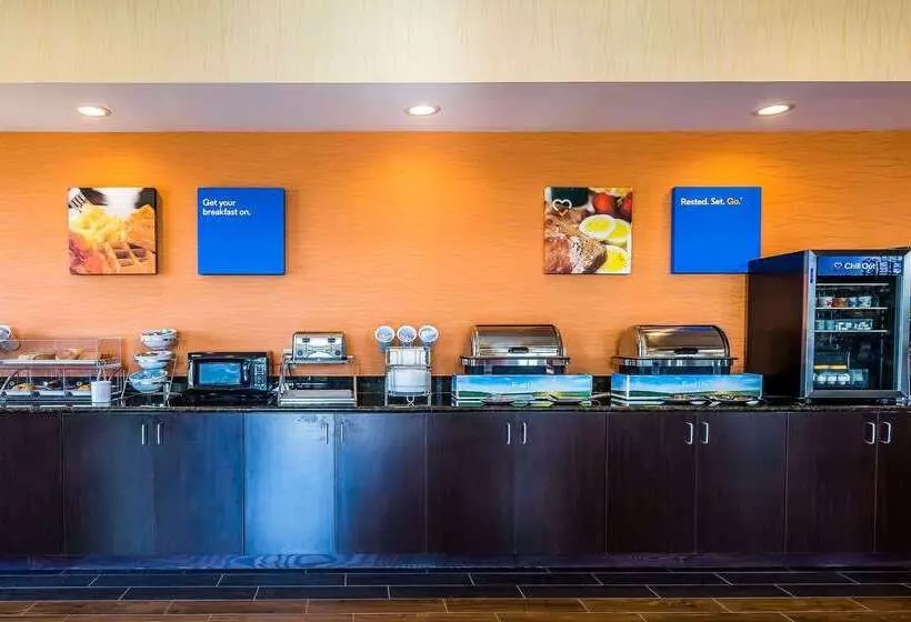 ホテル Comfort Inn & Suites Moore  Oklahoma City