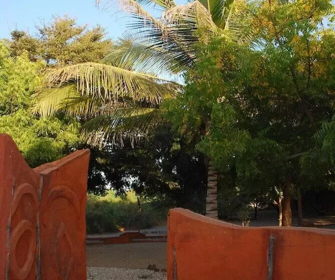 هتل Ecolodge De Palmarin