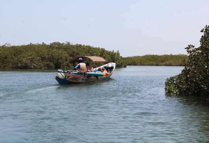 هتل Ecolodge De Palmarin