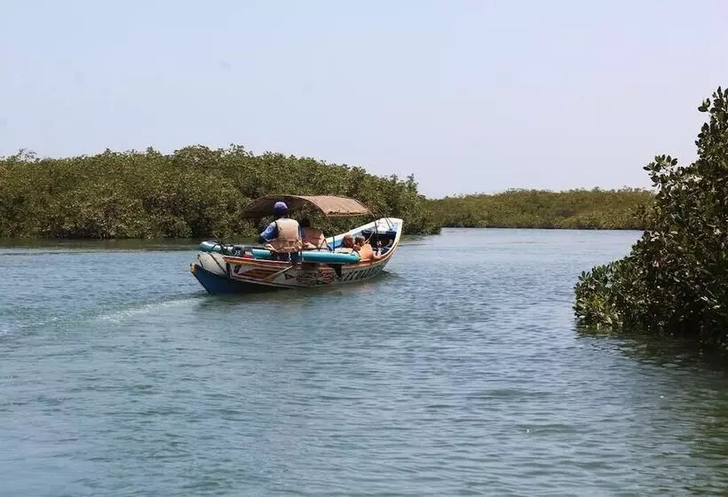 هتل Ecolodge De Palmarin