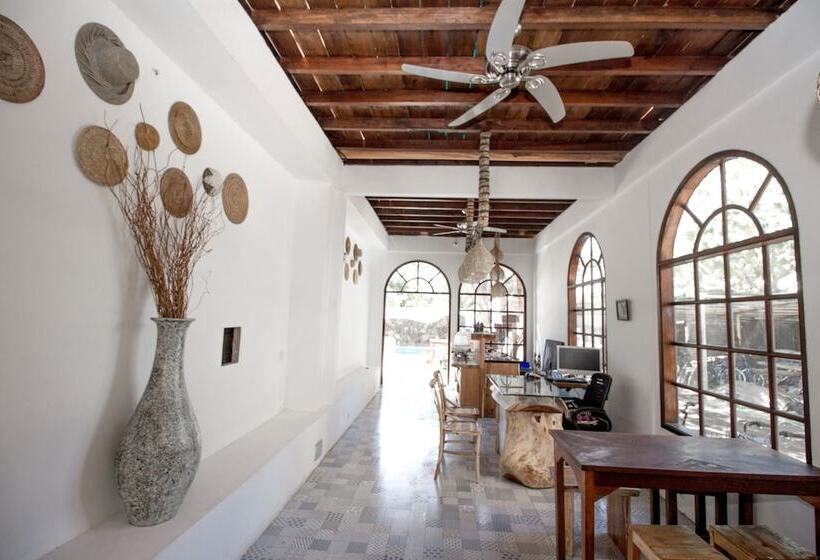 هتل Gili Breeze Tropical Bungalows