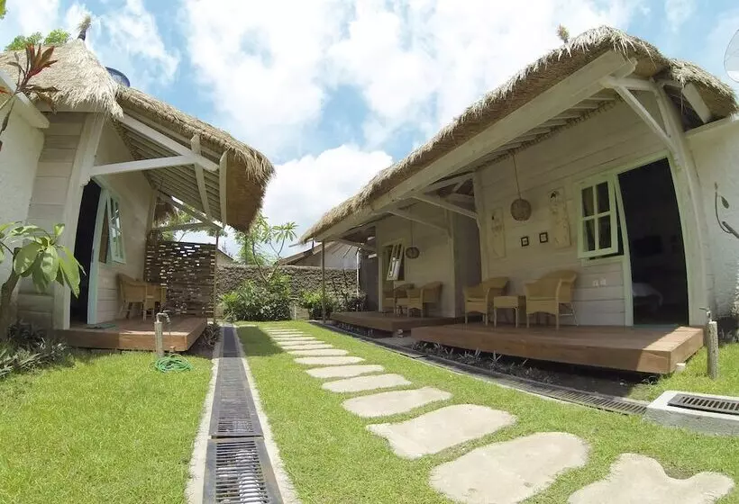 Hotelli Gili Breeze Tropical Bungalows