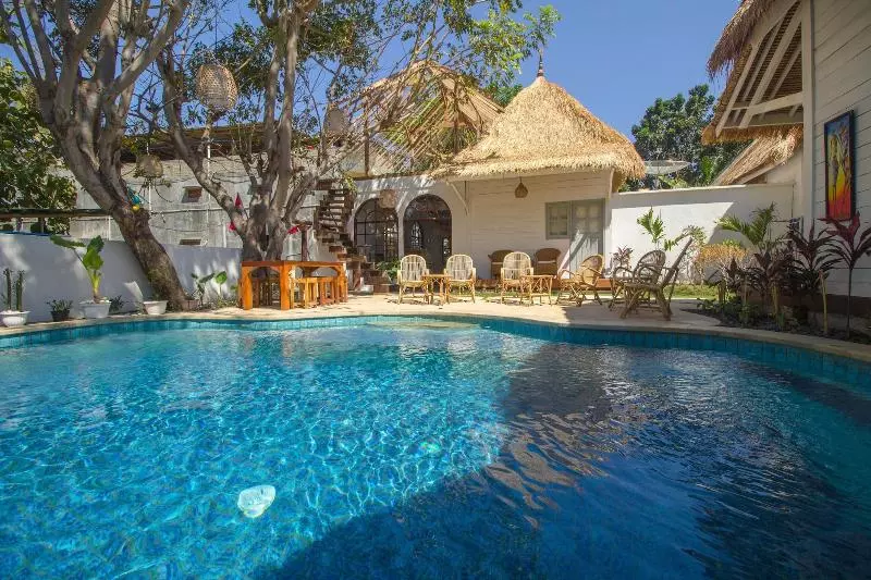Hotelli Gili Breeze Tropical Bungalows