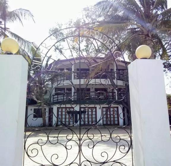 هتل Silver Rock